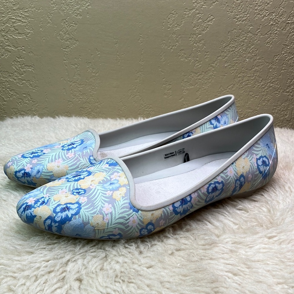 Crocs Eve Graphic Floral Flat